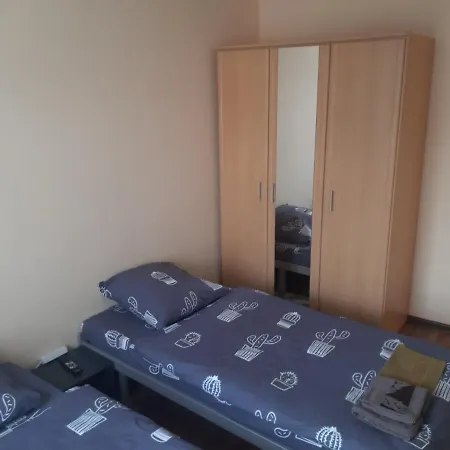 1 Fuer 1-2 Gaeste Gossnitz